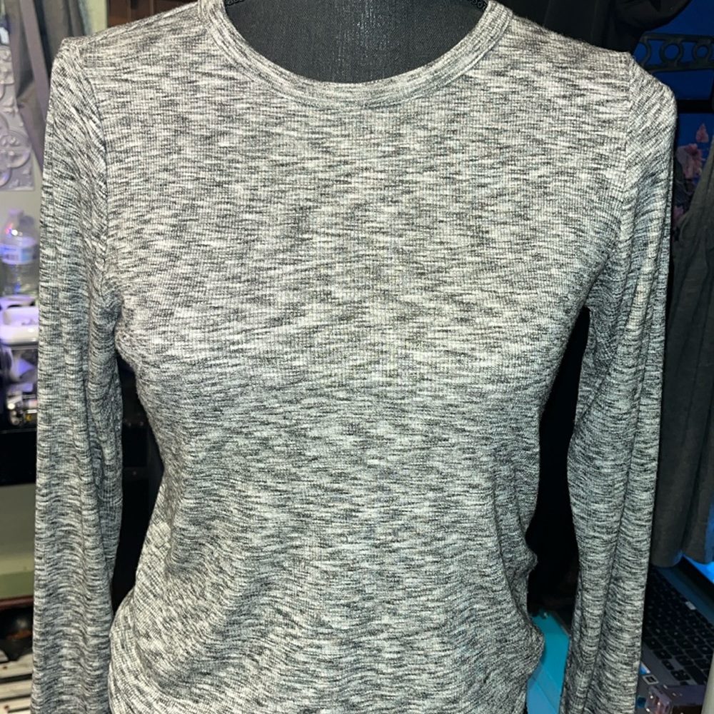 #227-(S)long sleeve dress with crisscross middle open back detail